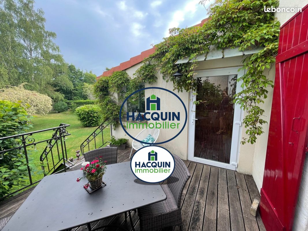 Maison 8 pièces 246 m² · à Commercy · 246 m² · 255 000 €
