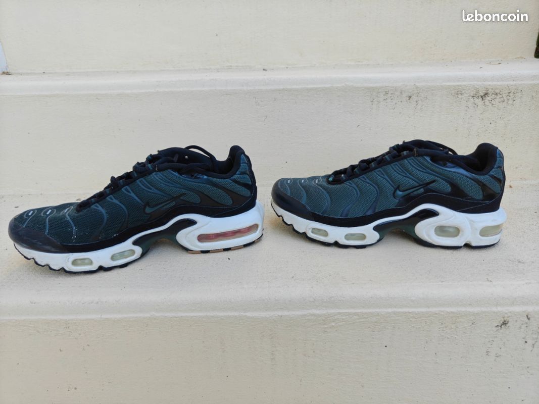 Chaussures TN 37.5 noires et vertes (image 5)