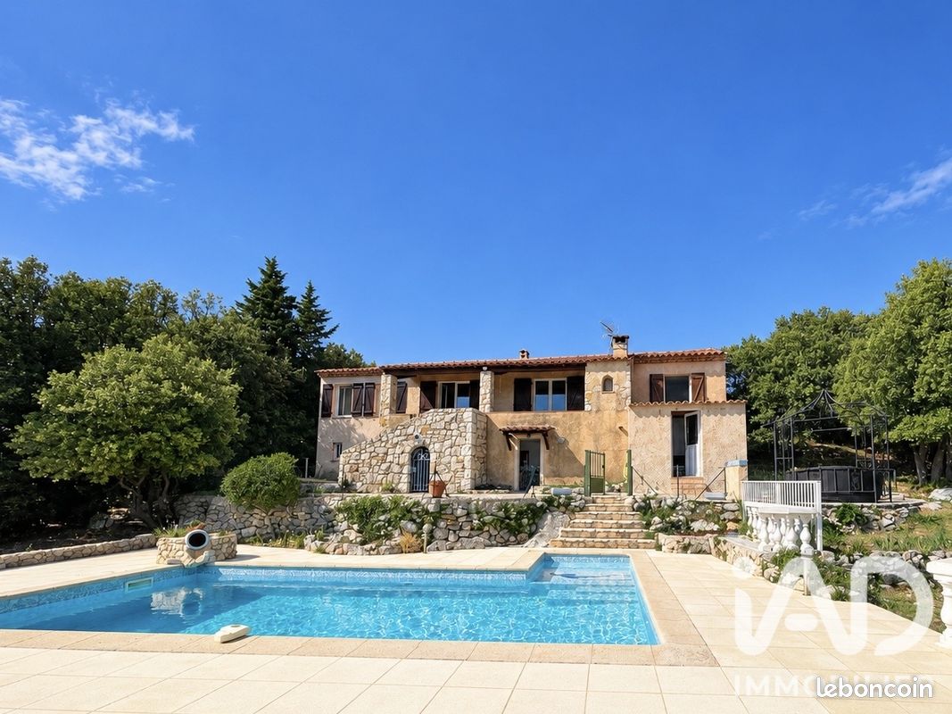 Maison 5 pièces 116 m² · à Mons · 116 m² · 440 000 €