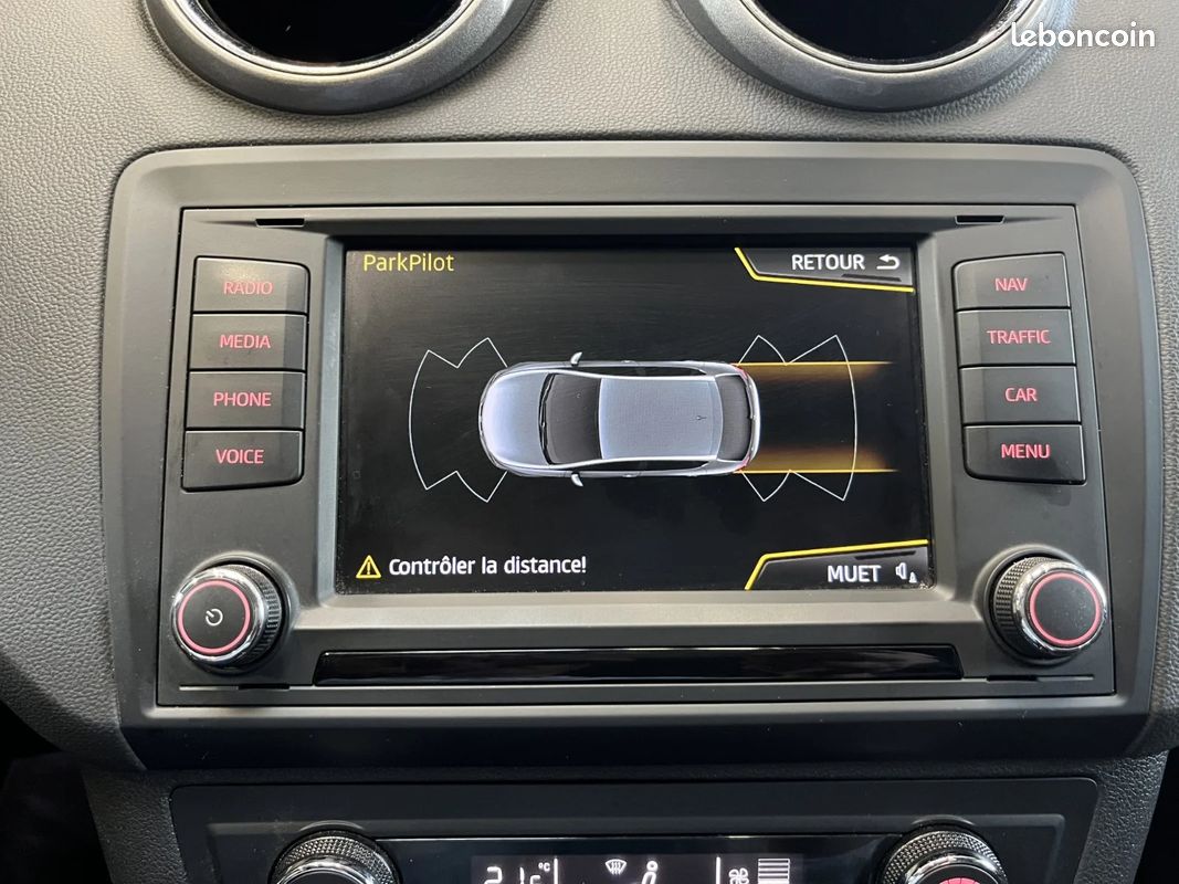 SEAT IBIZA 1.0 TSI 110 FR - CUIR ALCANTARA - TOIT OUVRANT - GPS - CLIM Auto - (image 28)