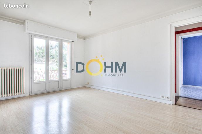 https://img.leboncoin.fr/api/v1/lbcpb1/images/ca/04/55/ca04550bf428ba1899bb563584df3750aadde9d2.jpg?rule=ad-image