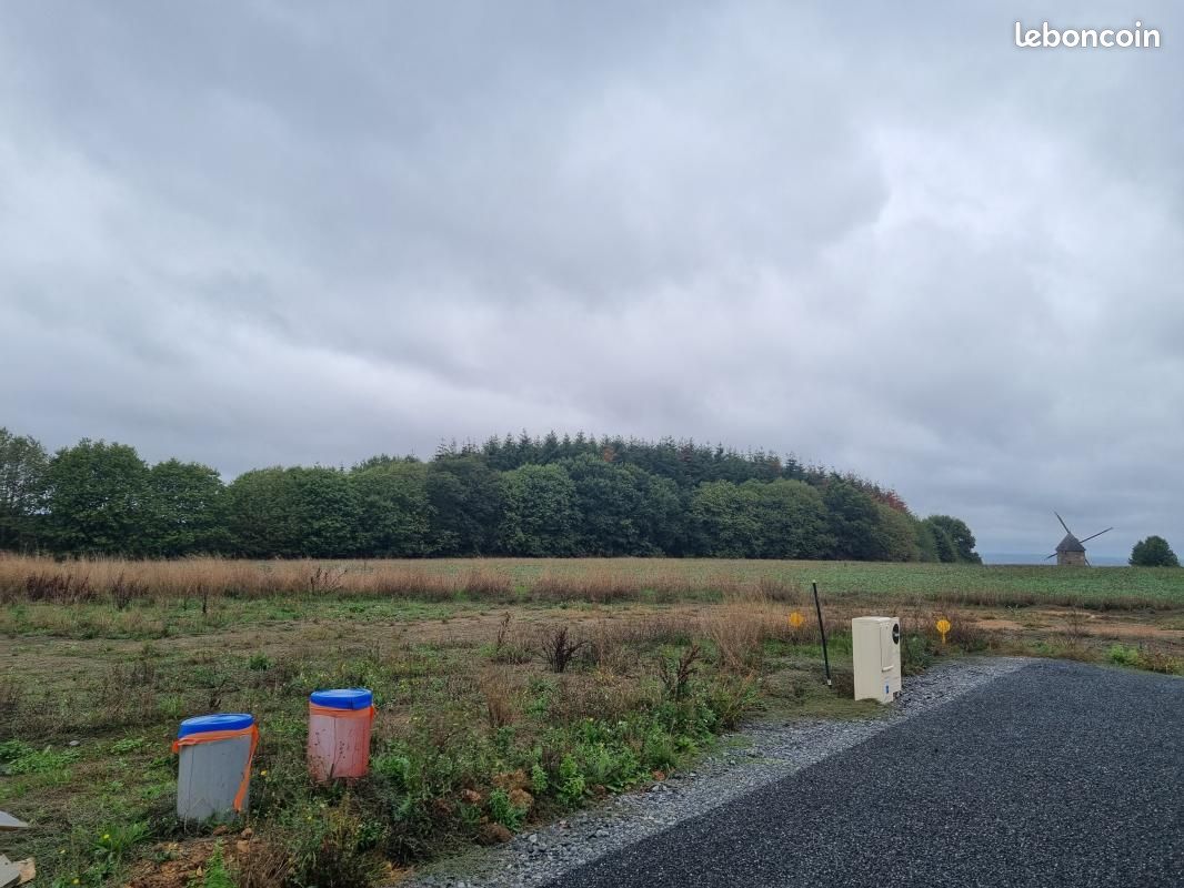 Terrain 480 m² · à Bain-de-Bretagne · 77 000 €