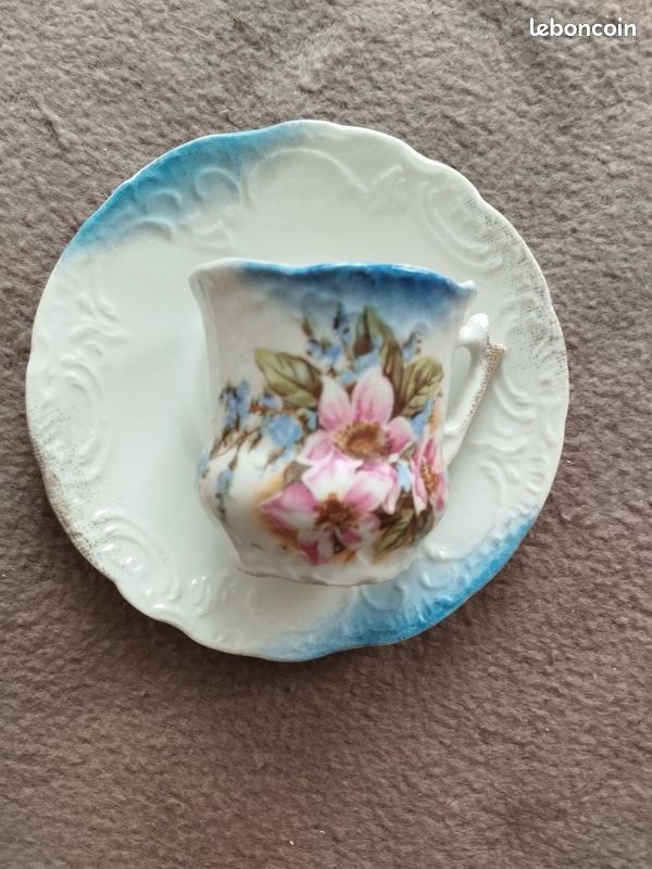 1 tasse et sa soucoupe décorative (image 1)