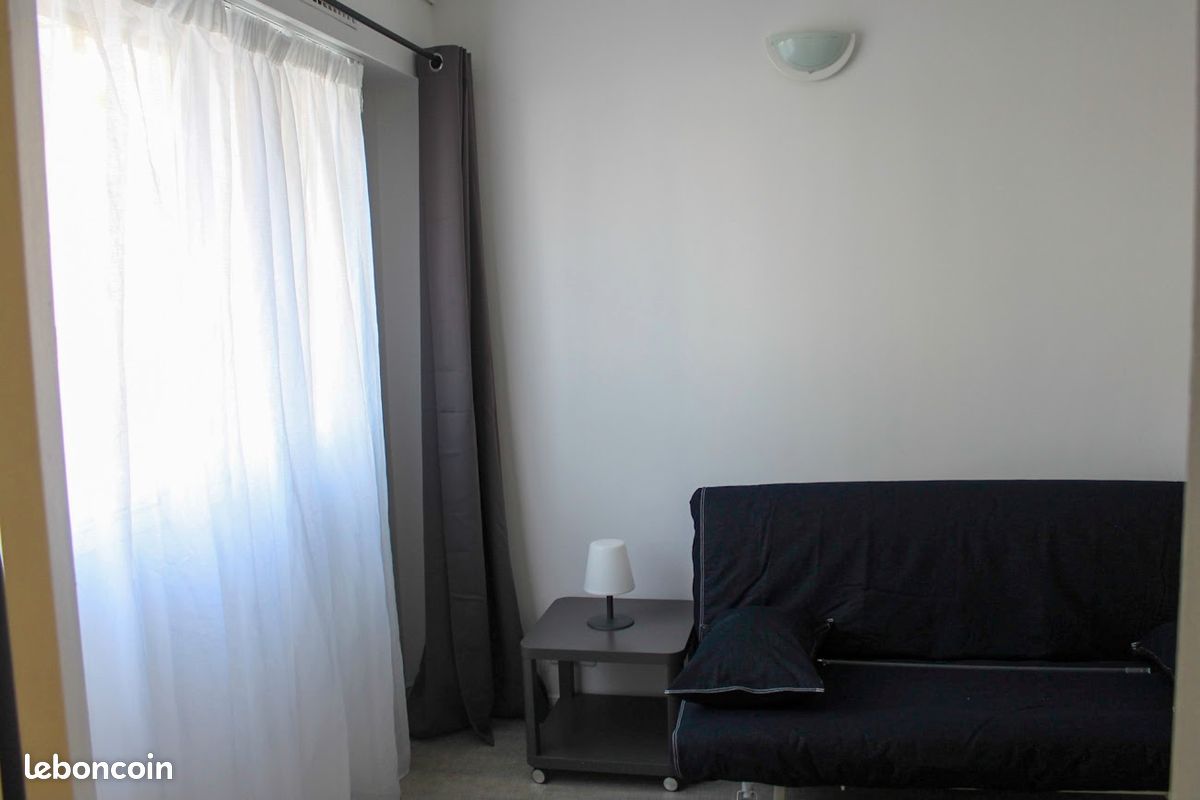 Appartement 3 pièces 21 m² · à Marseille · 21 m² · 560 €