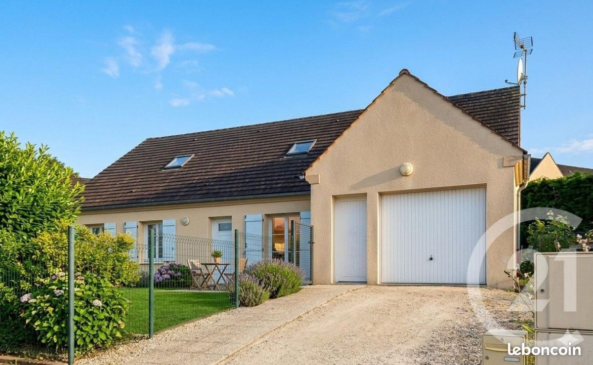 Maison 7 pièces 165 m² · à Seignelay · 165 m² · 209 000 €