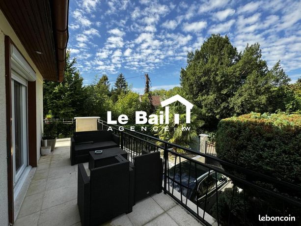https://img.leboncoin.fr/api/v1/lbcpb1/images/ca/0c/81/ca0c81057112af910f0260543533bf8fdd106965.jpg?rule=ad-image