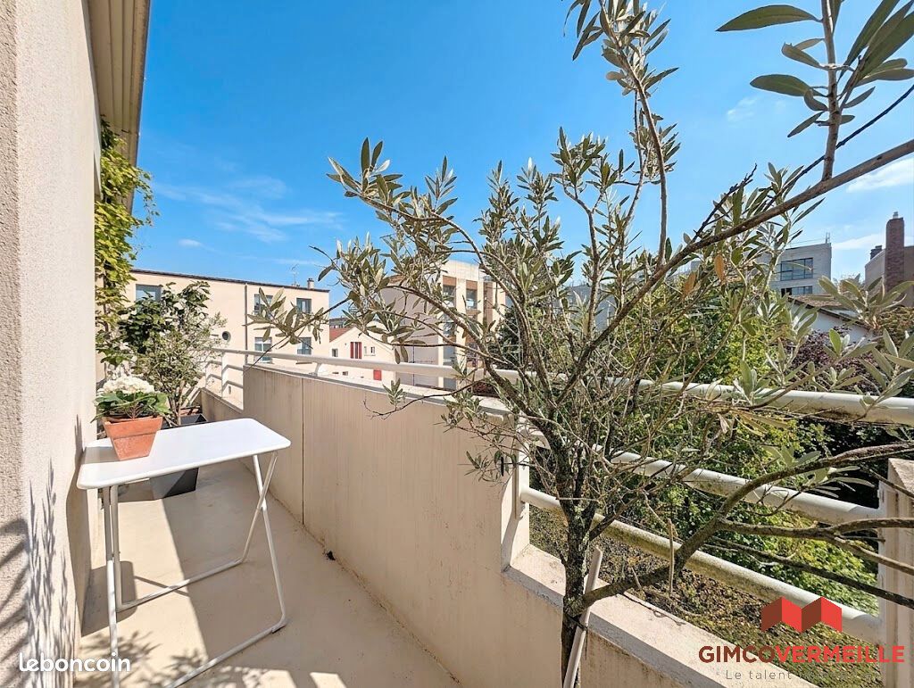 Appartement 4 pièces 98 m² · au Vésinet · 98 m² · 2 931 €/mois