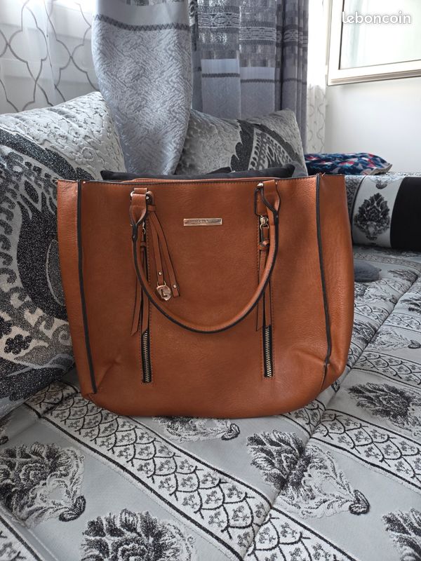 Sac a main 38x34cm neuf (image 1)