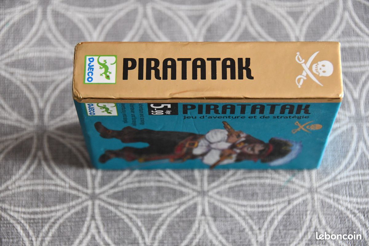 Djeco – Piratatak – Jeu De Cartes Stratégie Pirate, 55 Cartes, 2 à 5 Joueurs, Dès 5 Ans, 15 Min