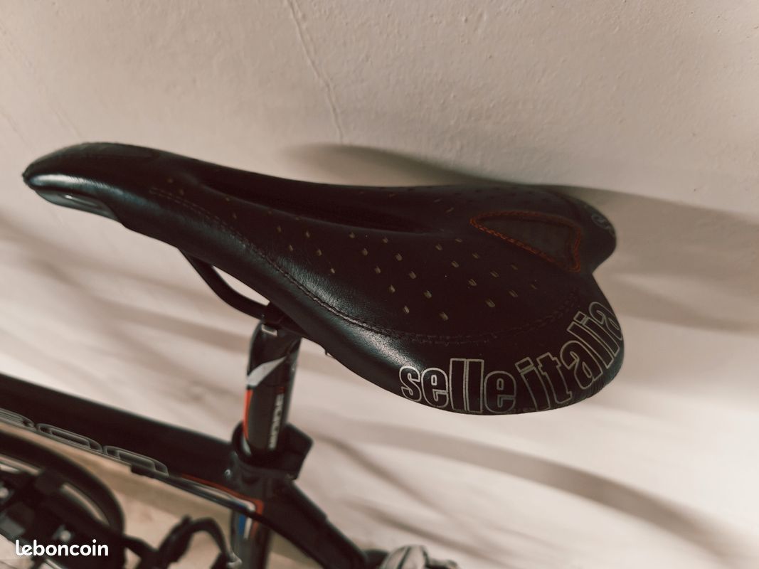 Vélo de course carbone EXS avec pneus Campagnolo Scirocco neufs (image 8)