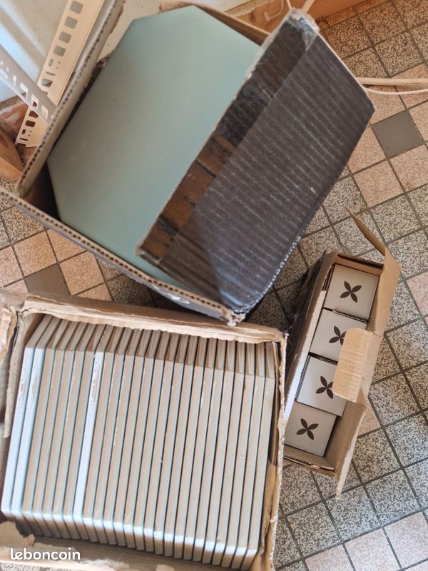50 carreaux muraux avec puces cabochon (image 2)