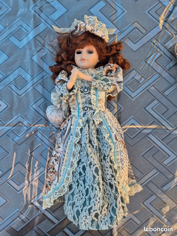 Poupée porcelaine (image 4)