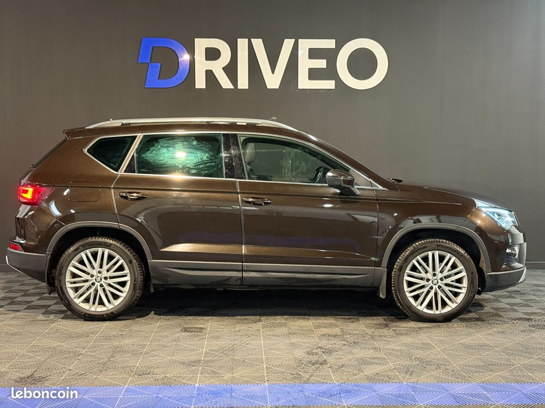SEAT ATECA 1.4 TSI 150 ch 4Drive XCELLENCE / SUIVI COMPLET SEAT / TOIT OUVRANT /CAMÉRA 360° / CARPLAY / HAYON (image 6)