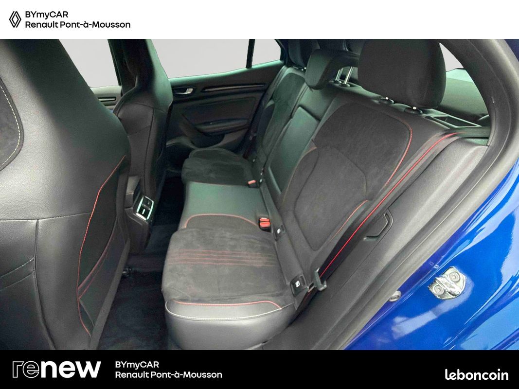 RENAULT Mégane IV Berline TCe 140 EDC FAP - 20 R.S. Line (image 12)