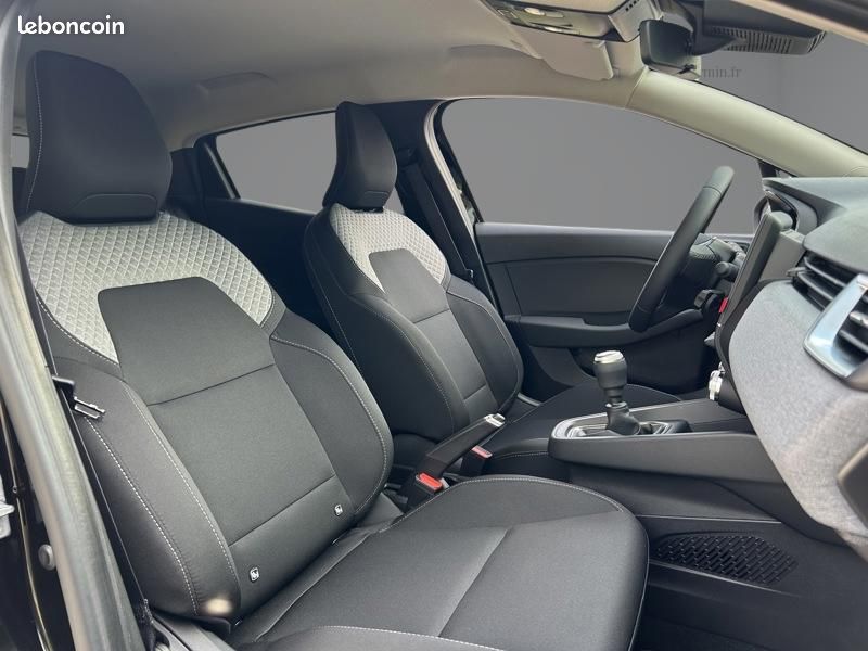 Mitsubishi Colt 1.0 MPI-T 91 Invite+ (image 21)