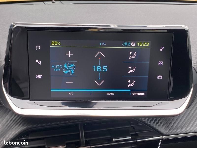 Peugeot 208 e-208 136ch Style (image 20)