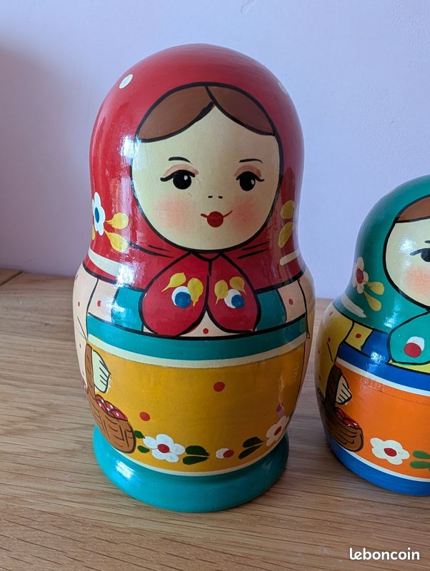 Poupée Russe Matryochka Authentique Peinte à la Main - 6 Poupées Gigognes - France