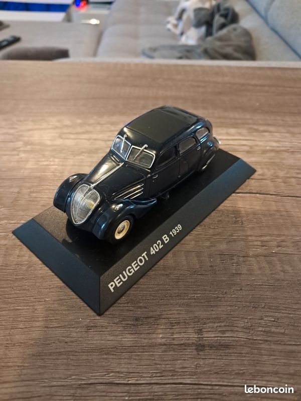 Modèle Réduit Peugeot 402 Noir - Échelle 1/43 - Marque Norev - Occasion Très Bon état Avec Boîte