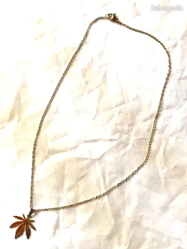 Collier Pendentif Petite Feuille Erable Flore Bijou Doré Fantaisie Hommes Femmes (image 2)