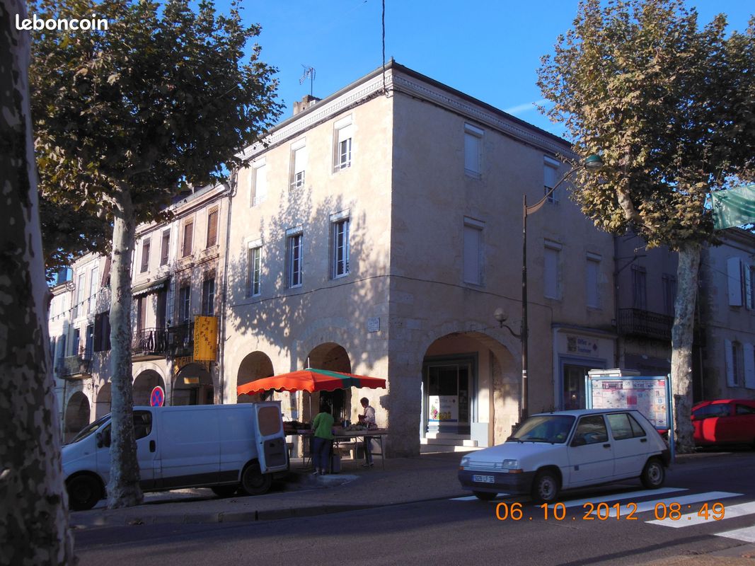 Appartement 3 pièces 74 m² · à Vic-Fezensac · 73,5 m² · 550 €