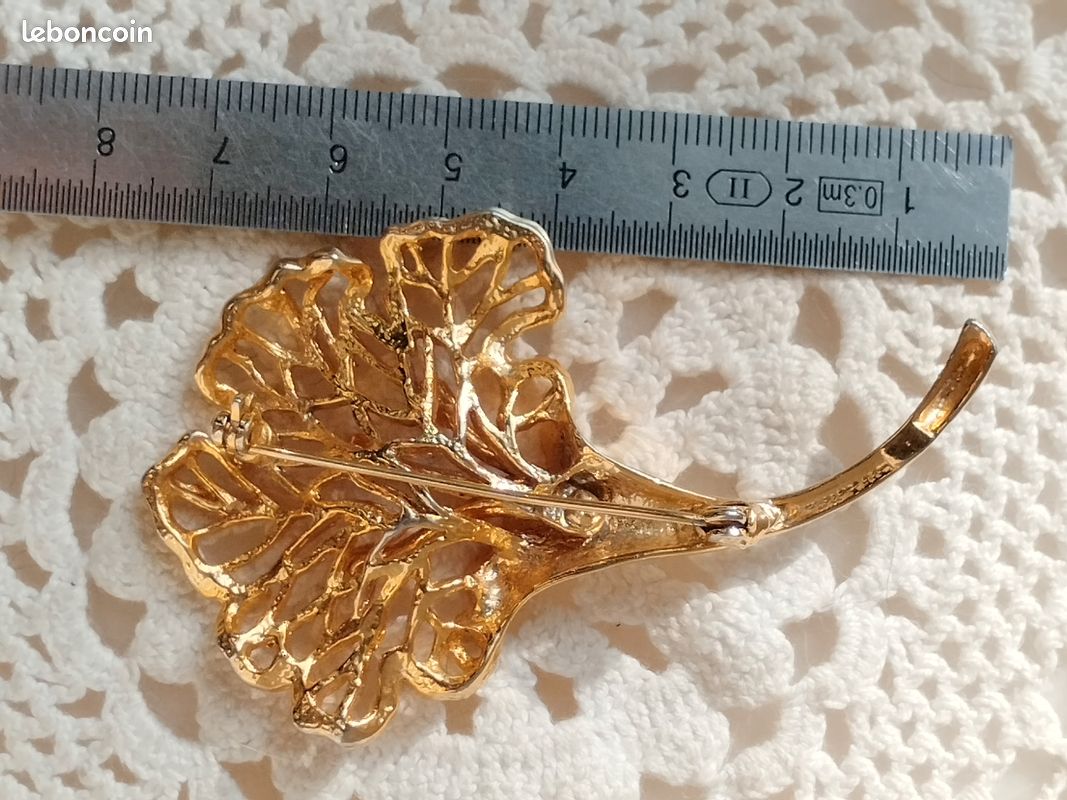 Broche Fleur Rose En Métal Doré - Bijou Fantaisie Vintage Français - Modèle N4075