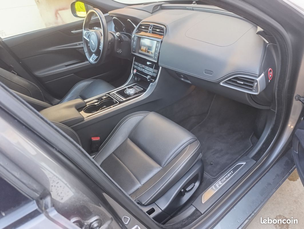 Jaguar xe 2.0d 180 cv r-sport 74000 km garantie 12 mois (image 8)