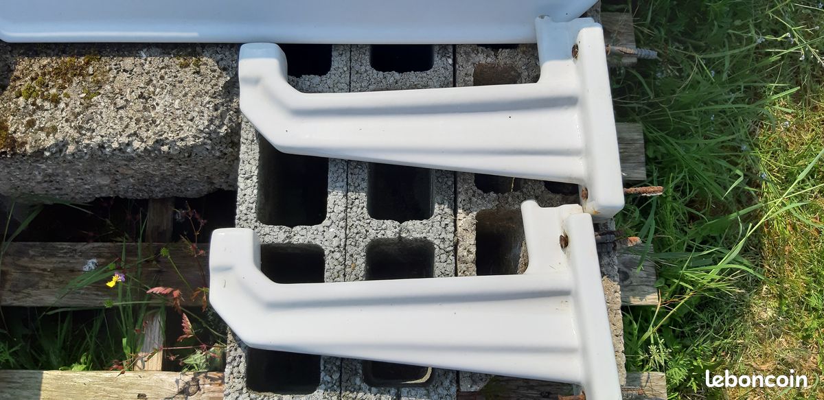 Lavabo ancien (image 1)