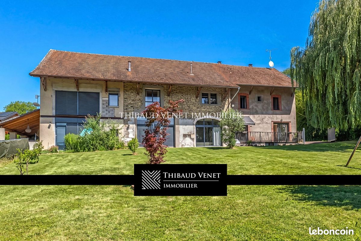 Maison 9 pièces 470 m² · à Challonges · 470 m² · 1 420 000 €