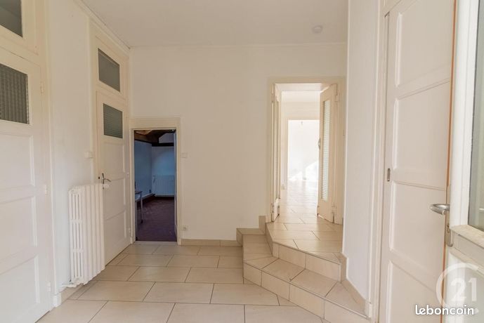 Maison 6 pièces 112 m² — 18