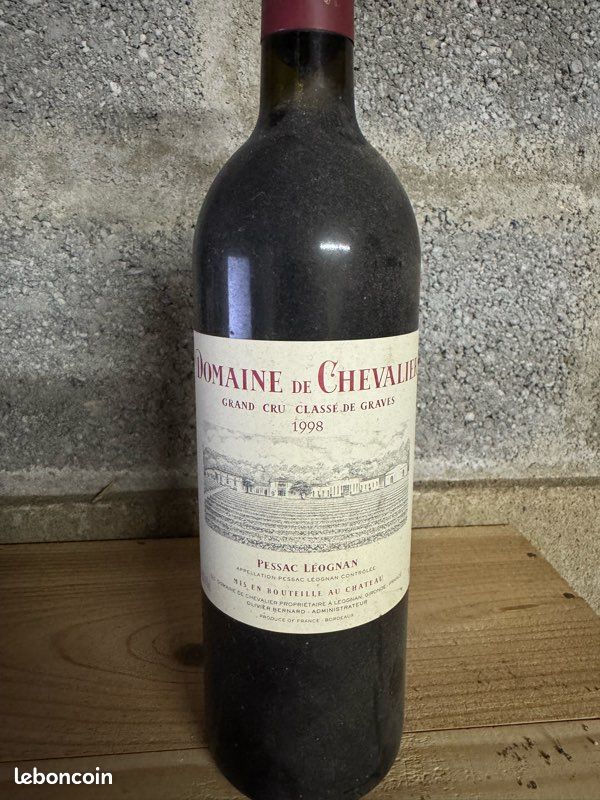 Domaine de Chevalier Pessac-Léognan Grand Cru Classé de Graves année 1998 Rouge 75cl (image 1)