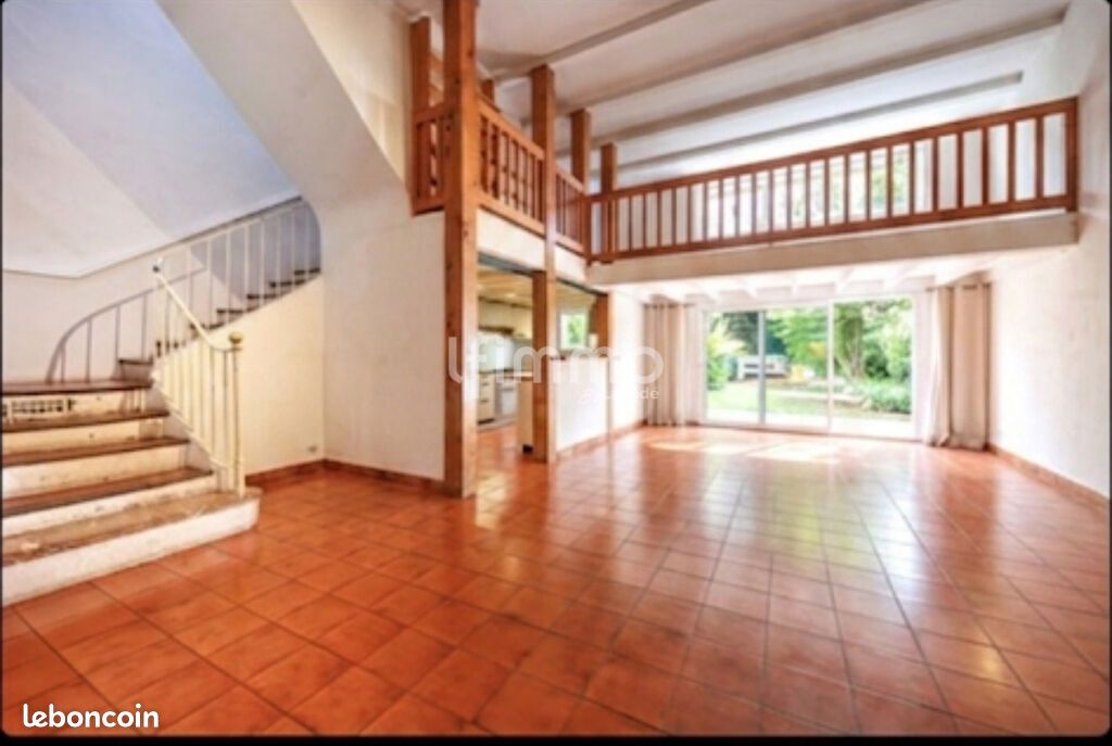 Maison 6 pièces 185 m² · à Marseille · 185 m² · 580 000 €