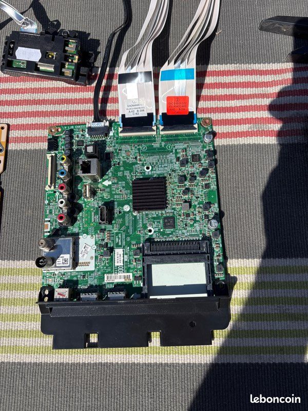 Carte d’alimentation Tv LG 55UK6300PLB (image 3)