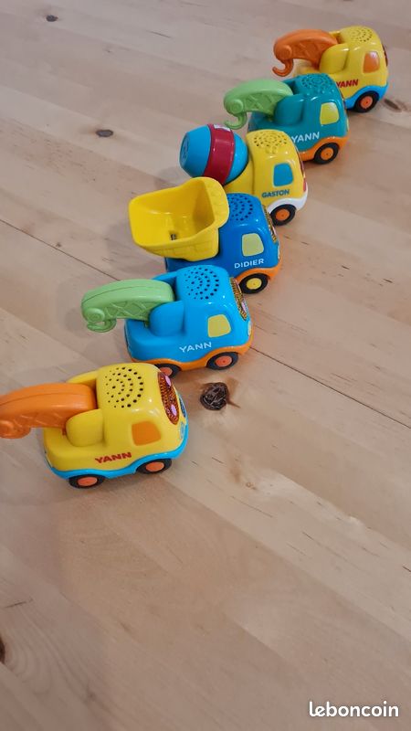 6 véhicules de chantiers tut tut bolides (image 1)