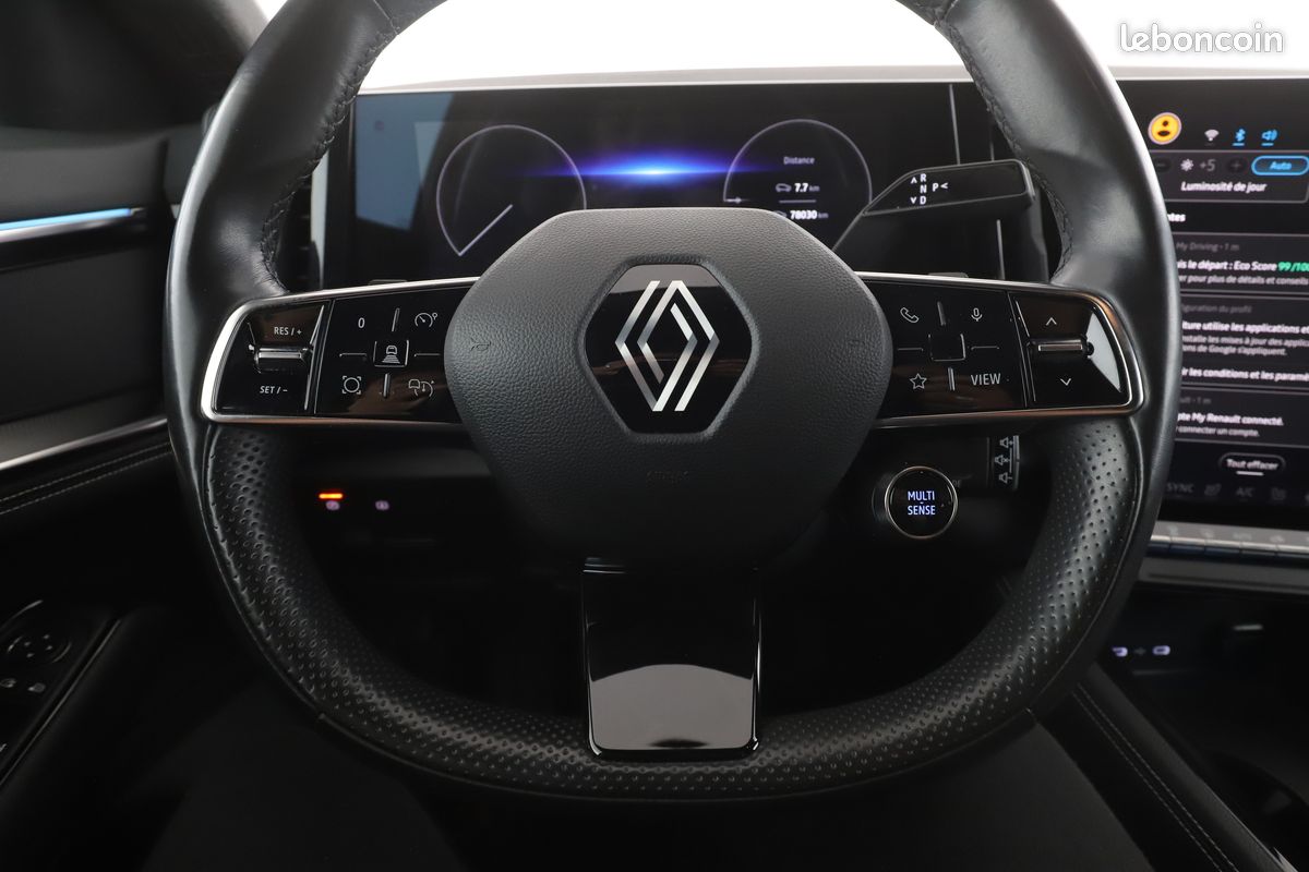 Renault Austral 1.2 Hybrid E-Tech Iconic 200 ch (image 15)