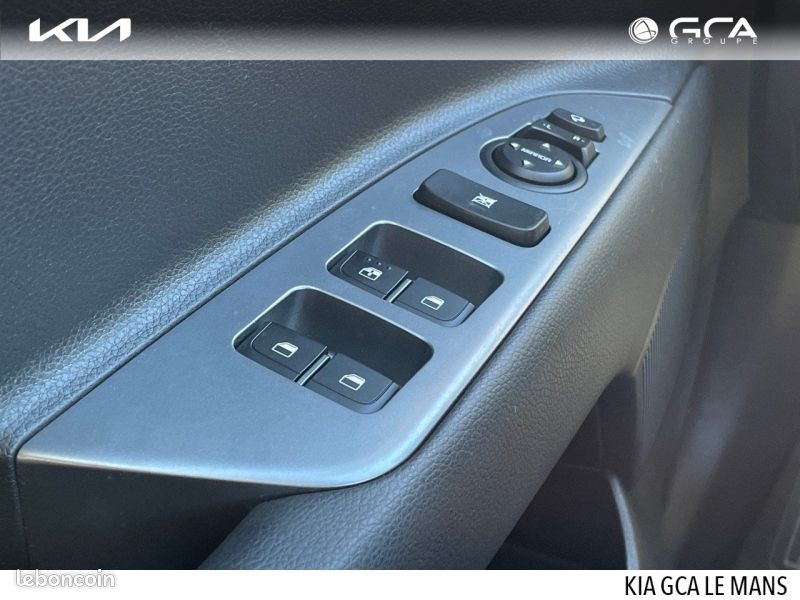 Kia Stonic 1.0 T-GDi 120ch MHEV GT Line (image 12)