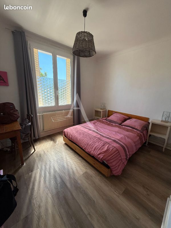 Appartement 3 pièces 66 m² · à Saumur · 66 m² · 327 €