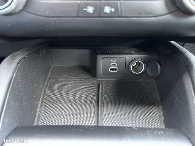 Ford Kuga 2.5 Duratec 225ch Hybride Rechargeable ST-Line X Powershift (image 40)