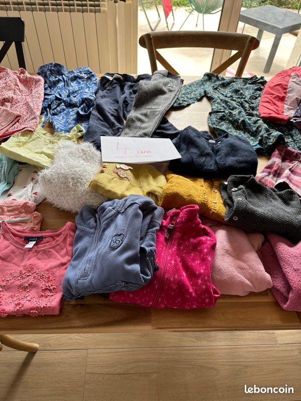 Lot vêtements fille 4 ans (image 2)