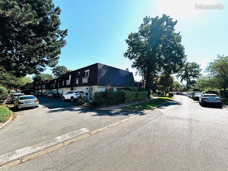 Maison 6 pièces 98 m² · à La Queue-en-Brie · 98 m² · 299 900 €