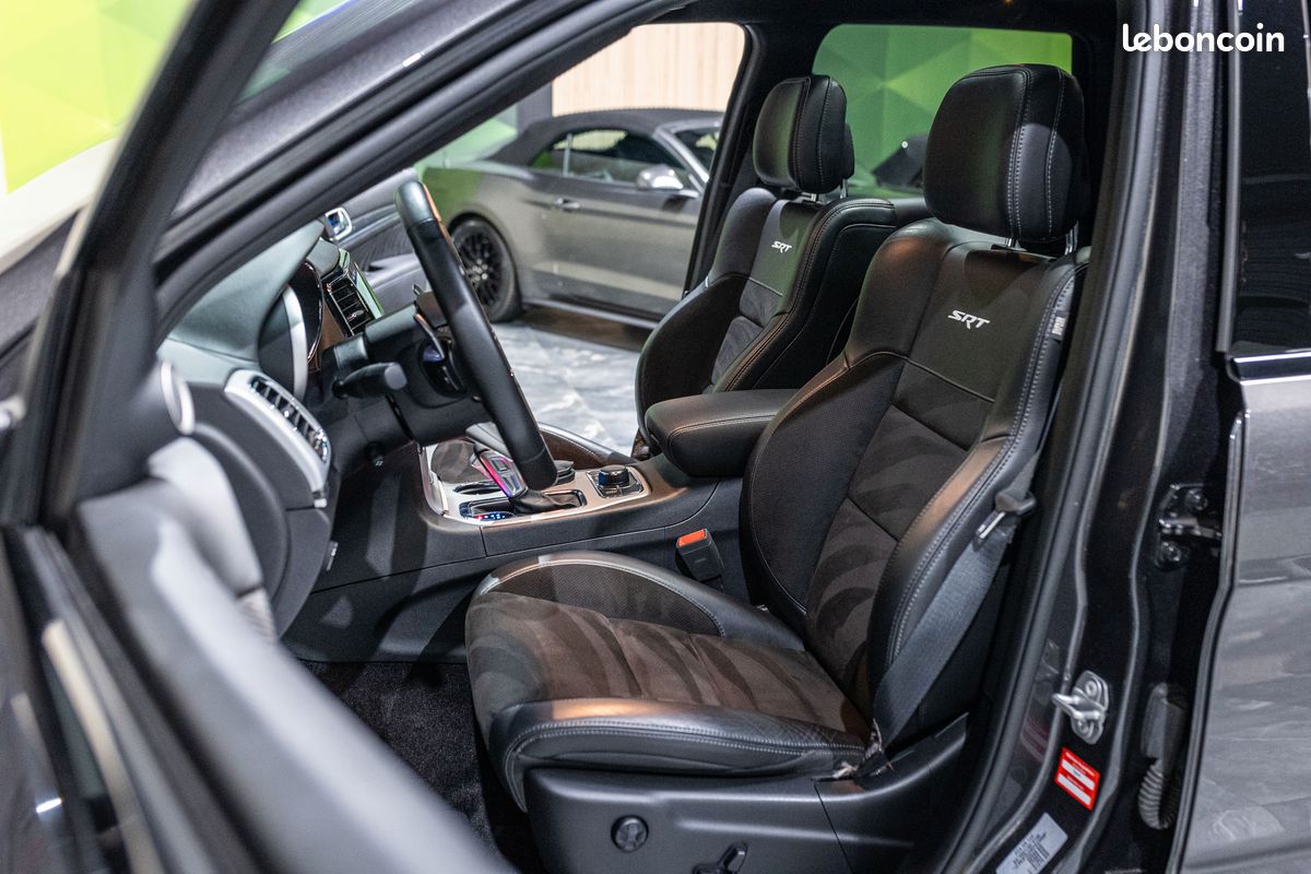 Jeep Grand Cherokee 6.4 V8 HEMI SRT 468CV - MALUS INCLUS - 1ère Main Avec 39.000 Kms - Etat Exceptionnel - Apple CarPlay - Garantie 12 Mois (image 7)