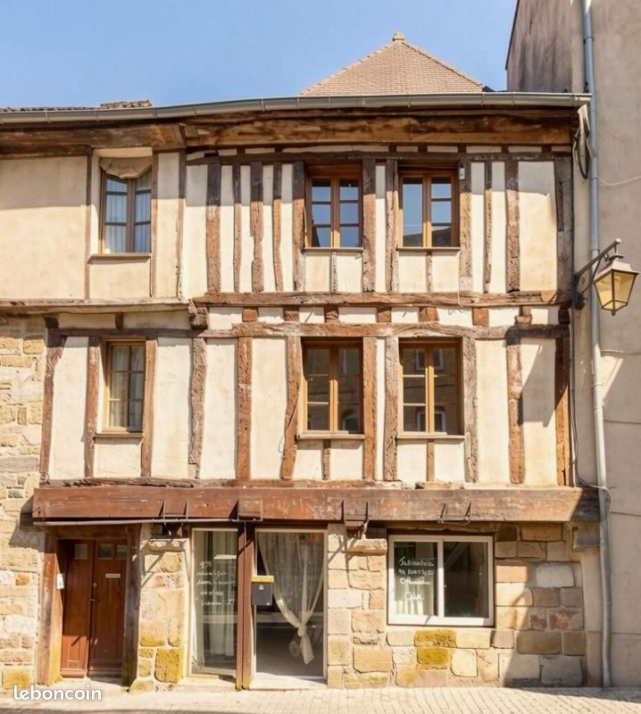 Maison 6 pièces 90 m² · à Tréguier · 90 m² · 51 000 €