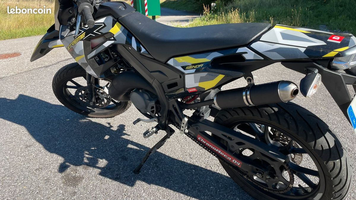 Pédale De Frein Vicma Pour Moto Derbi 50 Senda Xtrem - Coloris Alu Argent Neuf