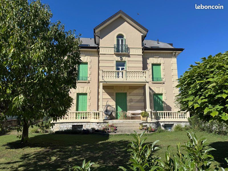 Appartement 5 pièces 113 m² · à Aix-les-Bains · 113 m² · 2 062 €/mois