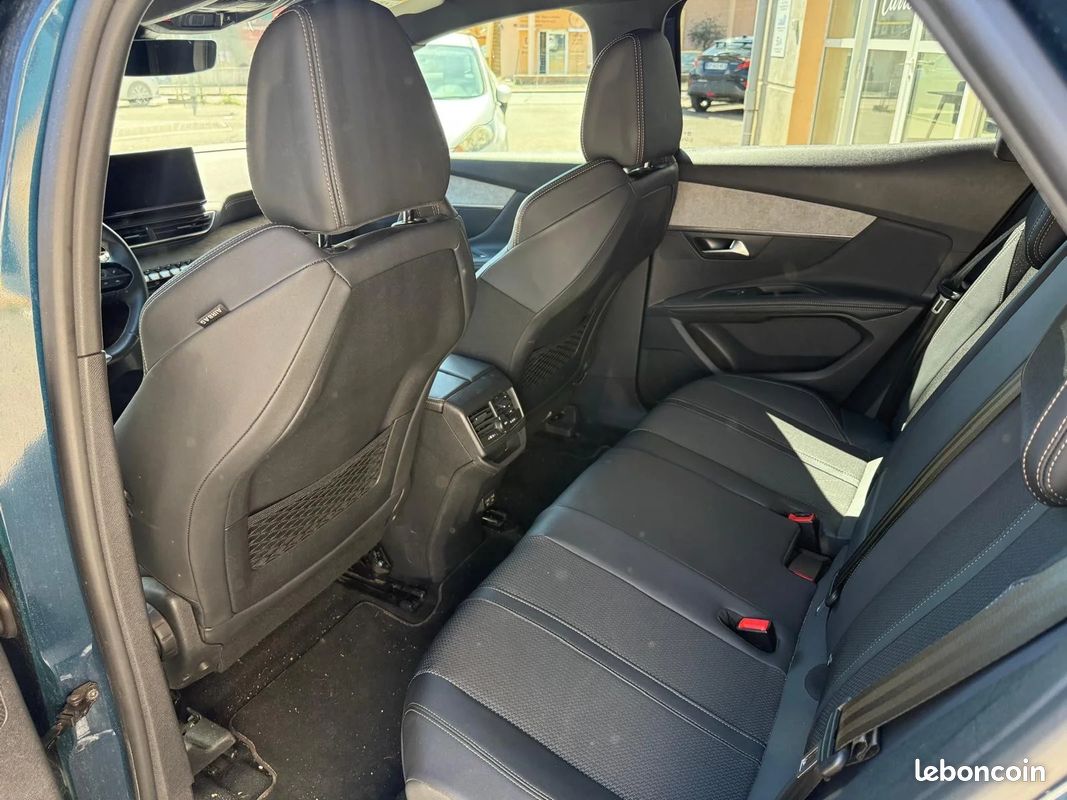 PEUGEOT 3008 BlueHDi 130ch S&S EAT8 GT / TVA RECUP / 1ER MAIN (image 16)