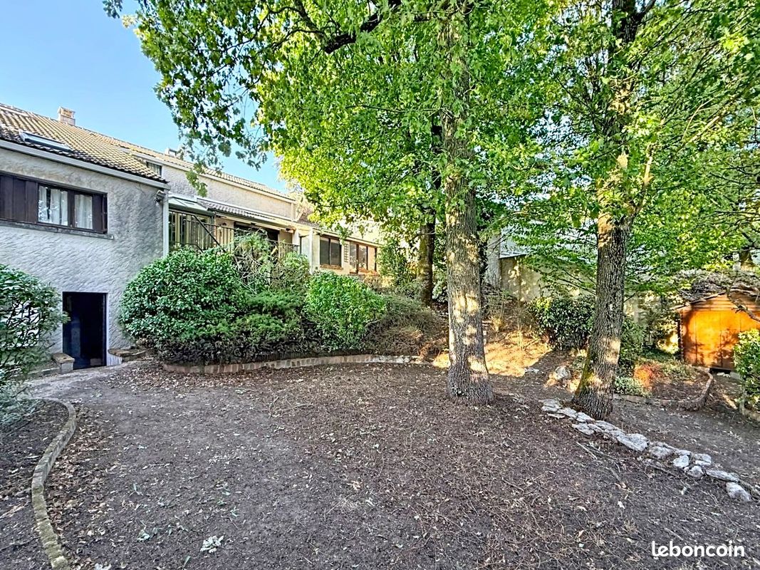 Maison 6 pièces 162 m² · à Étampes · 162 m² · 290 000 €