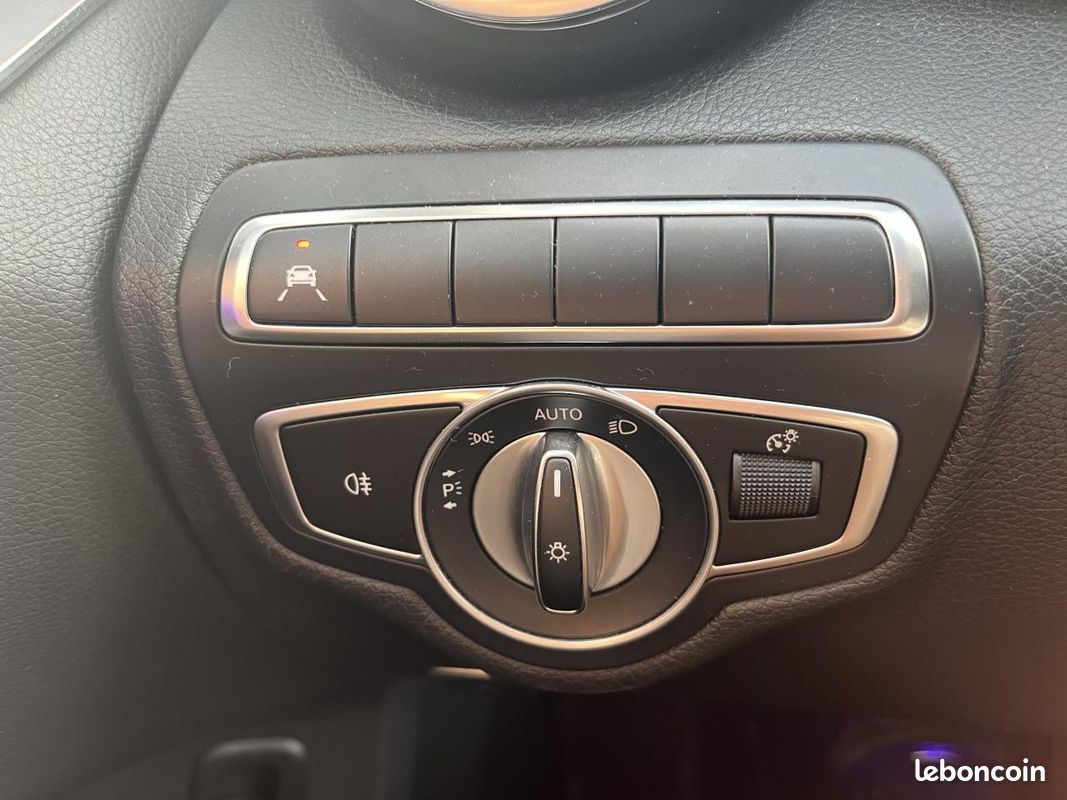 MERCEDES CLASSE C C 220 d - BVA 9G-Tronic BERLINE - BM 205 Avantgarde Line - BVA PHASE 2 (image 25)