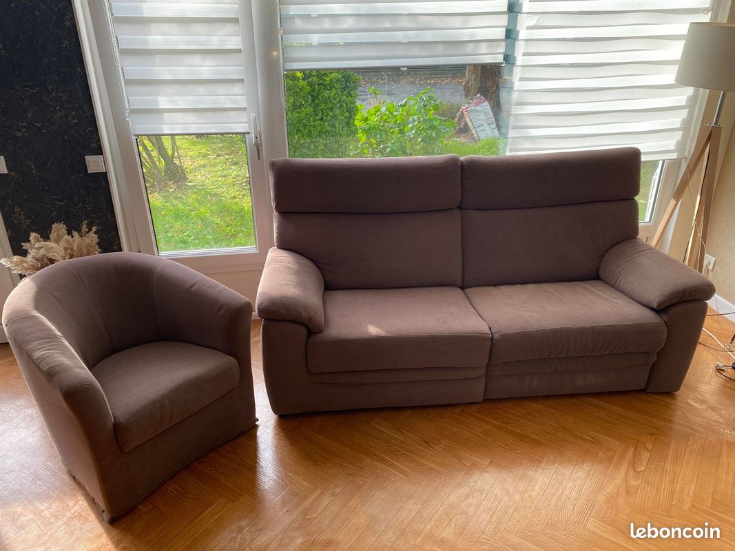 Canapé 2 places et 2 fauteuils (image 1)