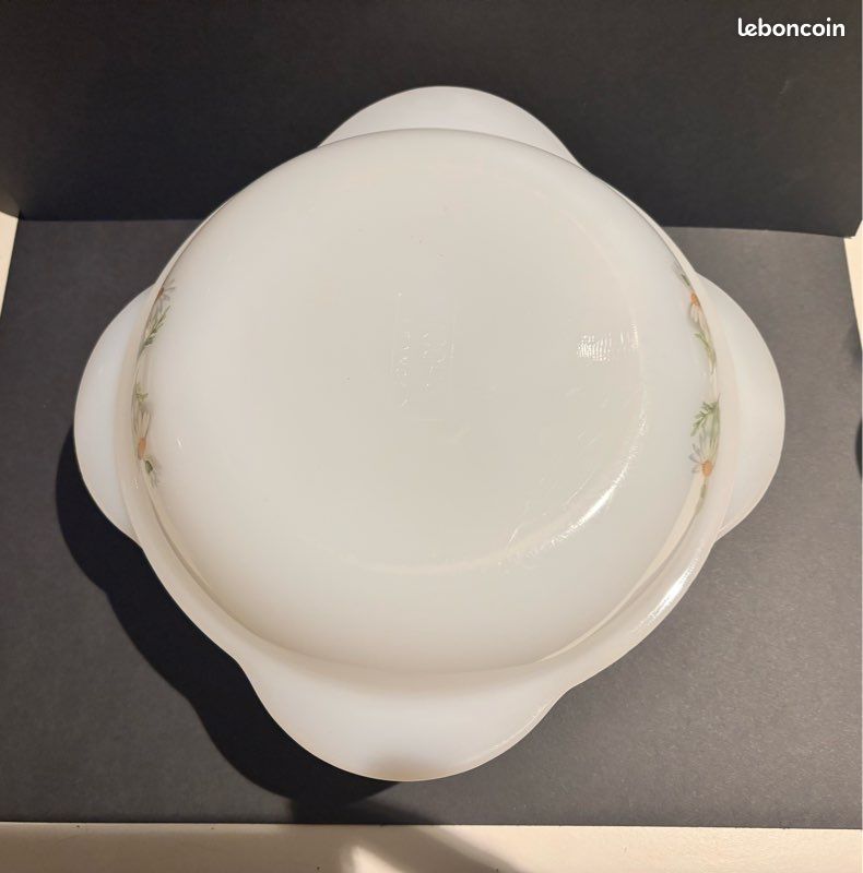 Plat creux Arcopal - Vintage - - Arts de la table