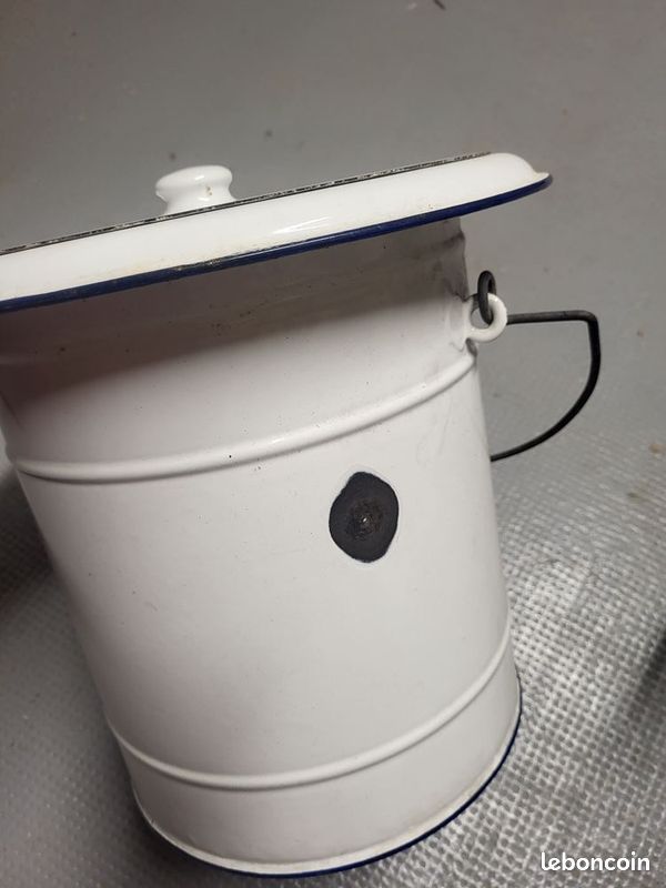 Grand pot couvert émaillé blanc (image 2)