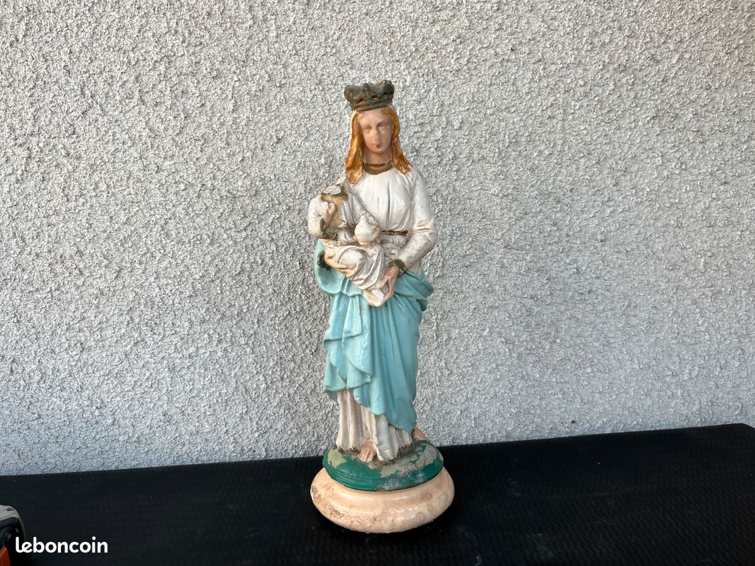 Sculpture vierge à l'enfant couronnés